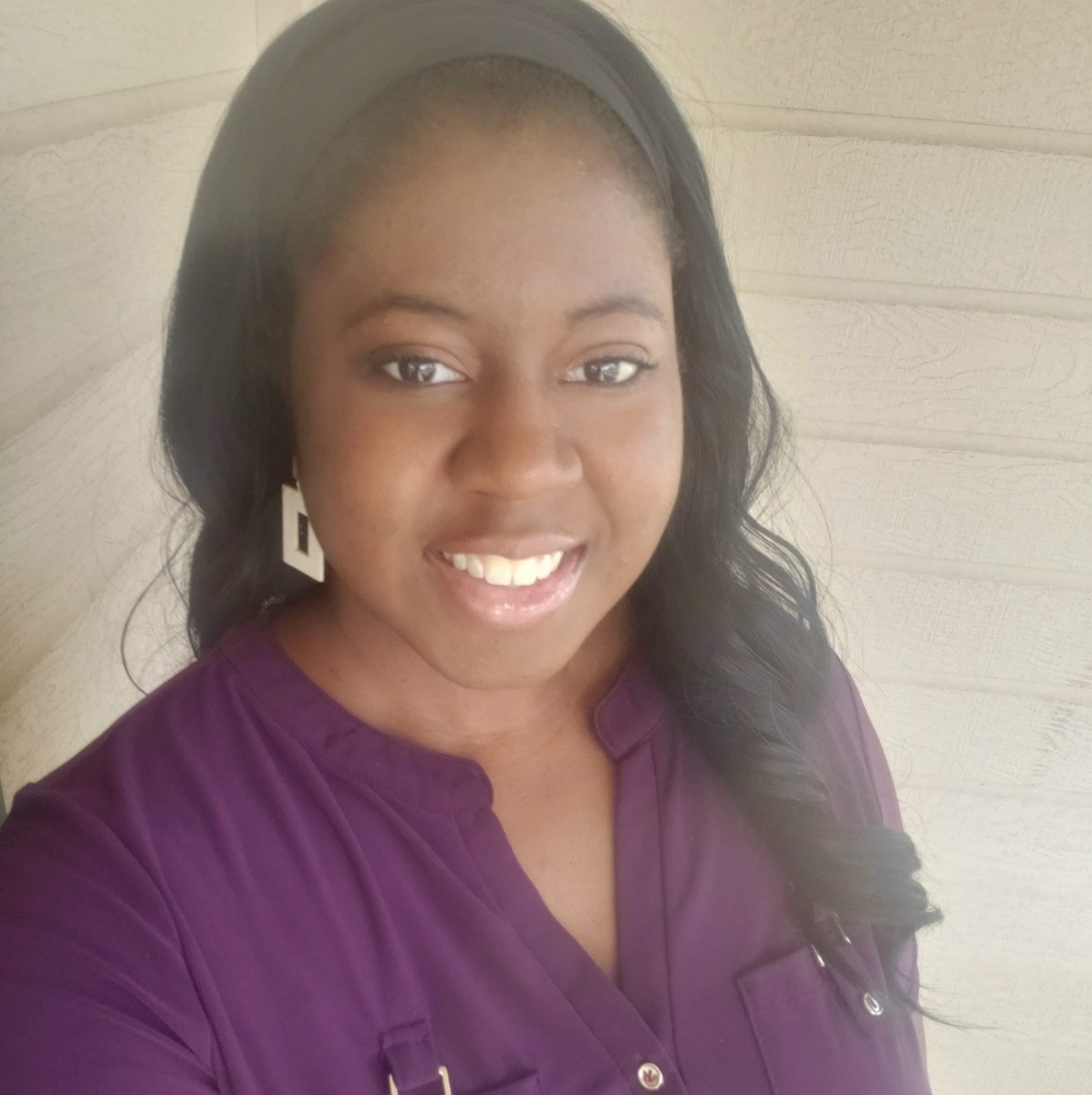 Meet your Posher, Michaela